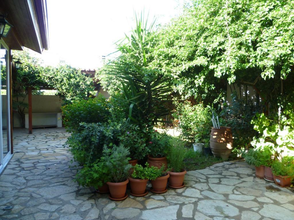 Meliti Guesthouse Akrata Pokój zdjęcie