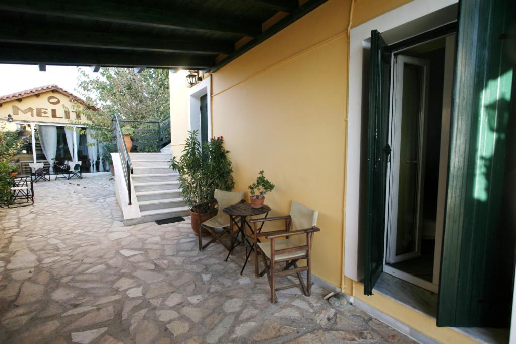 Meliti Guesthouse Akrata Zewnętrze zdjęcie